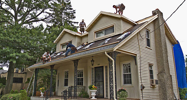 Best Roof Gutter Cleaning  in Garden Acres, CA